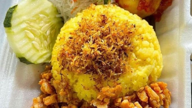 Menguak Tirai Rahasia Rasa Nasi Kuning Yang Bikin Ketagihan Sebuah Perjalanan Kuliner Penuh Aroma Dan Kenangan